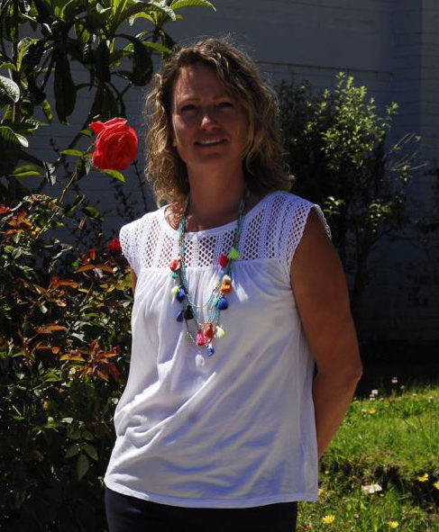 Maureen Stead ganadora de Beca en Diplomado de Lectura Crítica