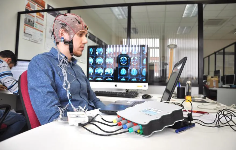 China desarrolla tecnología que hace realidad la telepatía y la telequinesis