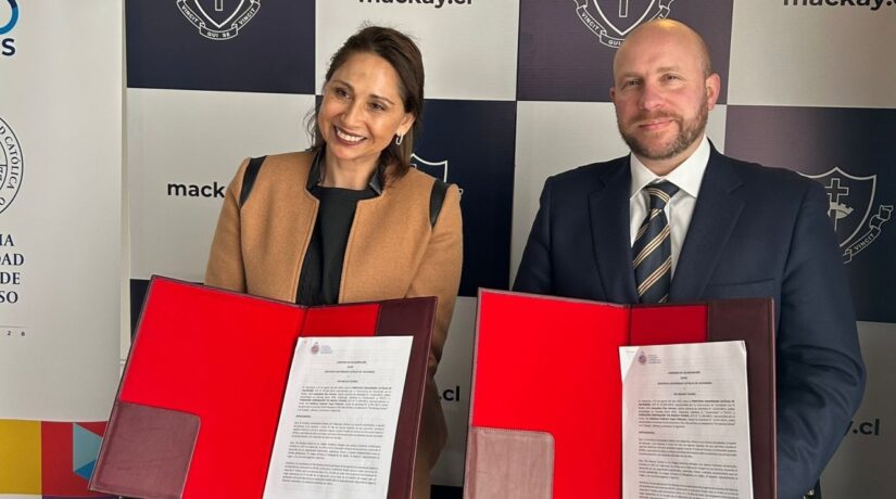 The Mackay School firma convenio con PUCV: alumnos accederán a carreras gracias a programa internacional de estudios del Colegio